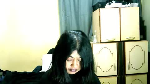 indianpleasures21 online show from 25, 5, 2026