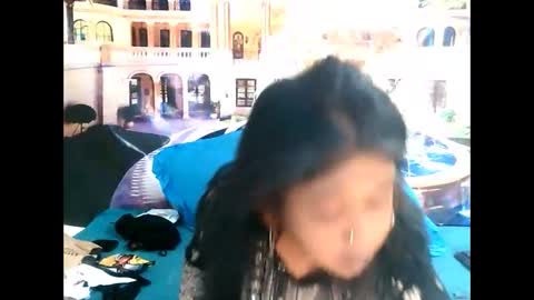 Mika online show from 16, 12, 2025