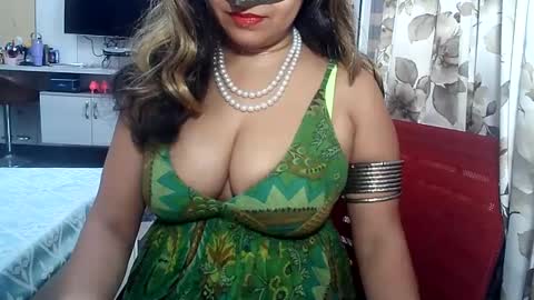 Snapshot of indianrads9 chatting on 5, 2, 2025 Radha online show from 5, 2, 2025
