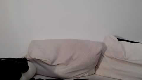 Indigo Elle online show from 28, 11, 2025