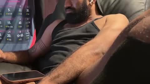 Indiscreet Nils online show from 28, 11, 2025