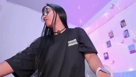 Luna  online show from 6, 1, 2026