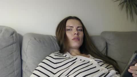 Snapshot of infinitiq45 chatting on 22, 1, 2025 Sweet girl online show from 22, 1, 2025
