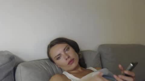 Snapshot of infinitiq45 chatting on 11, 9, 2025 Sweet girl online show from 11, 9, 2025