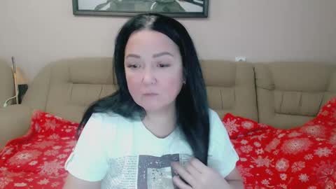 Snapshot of infinity_loveliness chatting on 4, 12, 2024 Infinity online show from 4, 12, 2024
