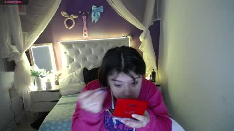 Ingrid petite online show from 22, 1, 2025