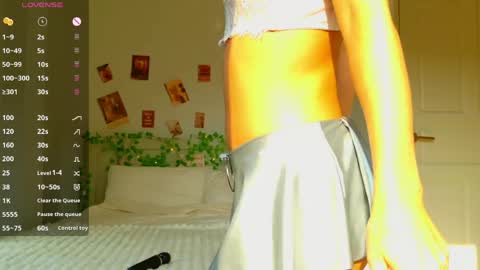 Mila Reef online show from 21, 4, 2026