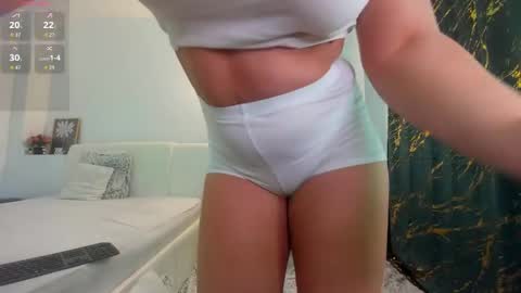 Snapshot of innocent_angell chatting on 5, 6, 2026 Eva online show from 5, 6, 2026