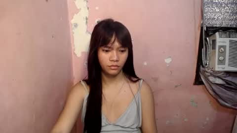 Snapshot of innocent_lover_ziaxx chatting on 18, 6, 2026 your zia online show from 18, 6, 2026