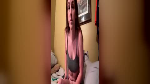 innocentlilsarah online show from 16, 6, 2026