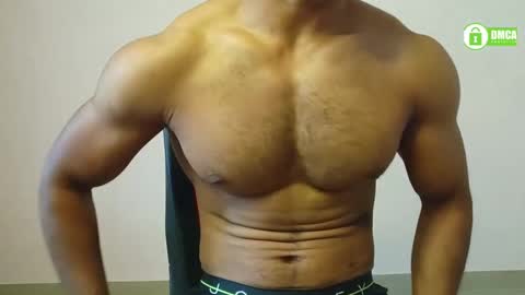 Snapshot of insanestud_miles chatting on 7, 1, 2025 Miles online show from 7, 1, 2025