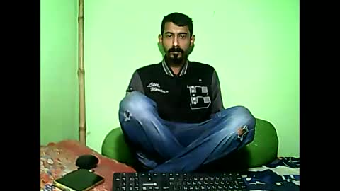 interne8famous online show from 11, 1, 2025