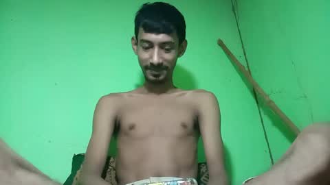 interne8famous online show from 29, 9, 2025