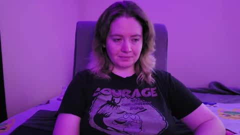 Faye online show from 25, 10, 2025