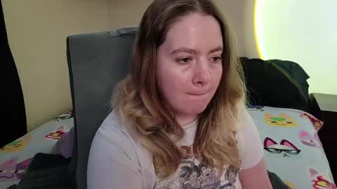 Faye online show from 21, 4, 2026