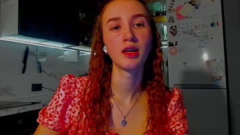 Snapshot of internetsexplorer chatting on 3, 3, 2026 Bernadette Join online show from 3, 3, 2026