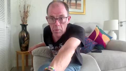 Snapshot of inthemood63 chatting on 2, 8, 2026 inthemood63 online show from 2, 8, 2026