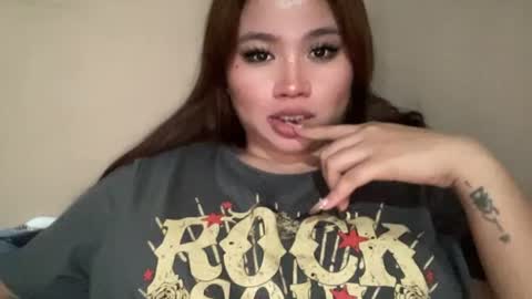 Snapshot of into_the_nightxxx chatting on 12, 6, 2026 KATH online show from 12, 6, 2026