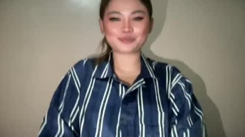 Snapshot of into_the_nightxxx chatting on 15, 6, 2026 KATH online show from 15, 6, 2026