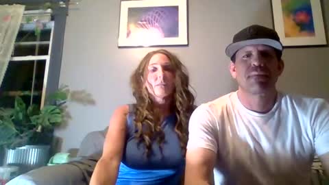Snapshot of intolife28 chatting on 4, 7, 2026 intolife28 online show from 4, 7, 2026