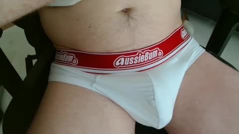 Snapshot of intoyourdad chatting on 18, 11, 2025 intoyourdad online show from 18, 11, 2025