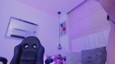 io_chie_ online show from 4, 2, 2026