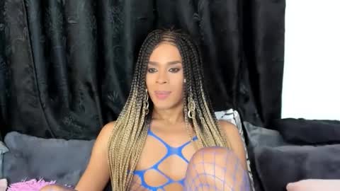 Snapshot of irenephill chatting on 4, 3, 2025 Irene Aguirre online show from 4, 3, 2025