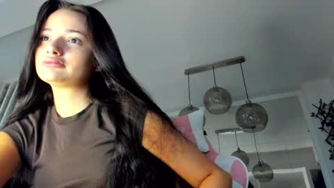 Snapshot of irenevon chatting on 17, 9, 2025 Ir s room online show from 17, 9, 2025