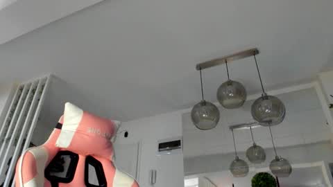 Ir s room online show from 18, 10, 2025