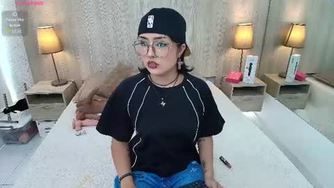 Snapshot of iris_gomez chatting on 8, 7, 2026 Iris online show from 8, 7, 2026
