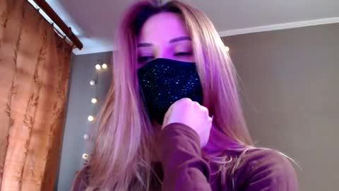 Snapshot of iris_lave chatting on 20, 4, 2026 Lily online show from 20, 4, 2026