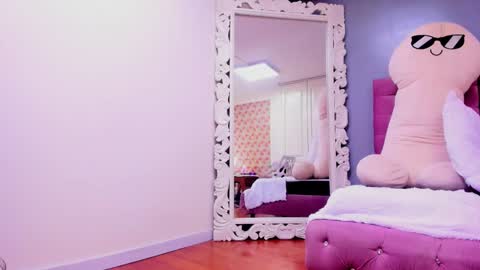 Iris online show from 14, 1, 2025