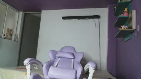 Snapshot of irisbell_ chatting on 27, 2, 2025 Camilla online show from 27, 2, 2025