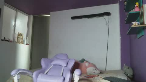 Snapshot of irisbell_ chatting on 9, 3, 2025 Camilla online show from 9, 3, 2025