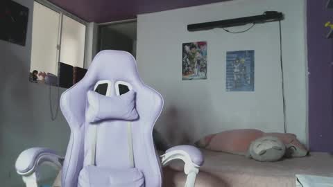 Snapshot of irisbell_ chatting on 27, 9, 2025 Camilla online show from 27, 9, 2025