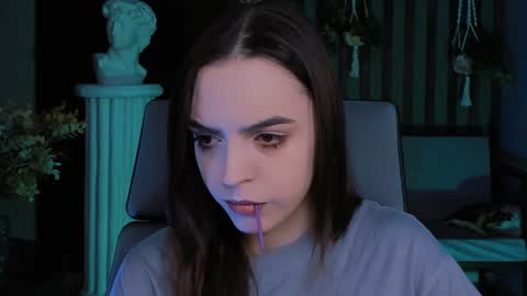 Iris online show from 4, 12, 2024