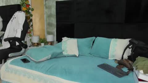 Snapshot of irisfit chatting on 9, 2, 2025 Iris Fit online show from 9, 2, 2025