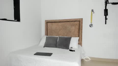 Snapshot of irisfit chatting on 10, 10, 2025 Iris Fit online show from 10, 10, 2025