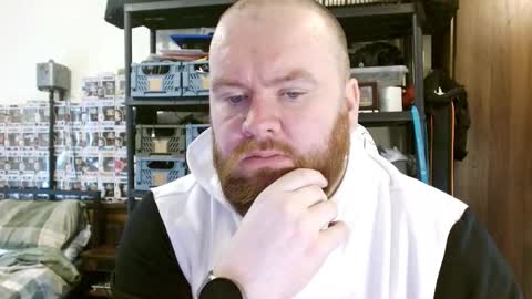 Snapshot of irishdaddy24 chatting on 22, 2, 2026 twitter theirishman205 online show from 22, 2, 2026