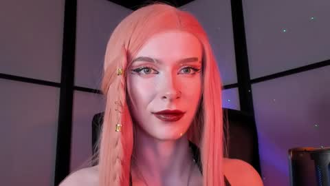 Snapshot of irisice chatting on 5, 12, 2024 Miss Iris Fansly Miss Iris new inst. online show from 5, 12, 2024