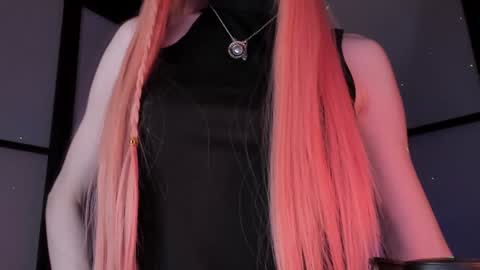 Snapshot of irisice chatting on 6, 12, 2024 Miss Iris Fansly Miss Iris new inst. online show from 6, 12, 2024