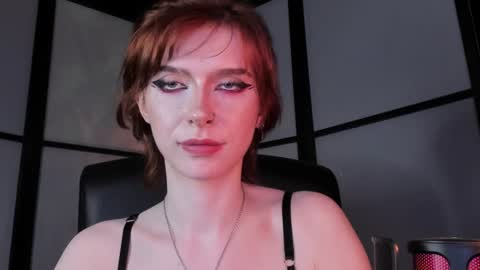 Snapshot of irisice chatting on 10, 12, 2024 Miss Iris Fansly Miss Iris new inst. online show from 10, 12, 2024