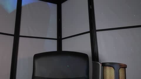 Snapshot of irisice chatting on 14, 1, 2025 Miss Iris Fansly Miss Iris new inst. online show from 14, 1, 2025