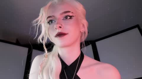 Snapshot of irisice chatting on 26, 1, 2025 Miss Iris Fansly Miss Iris new inst. online show from 26, 1, 2025