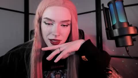 Snapshot of irisice chatting on 20, 2, 2025 Miss Iris Fansly Miss Iris new inst. online show from 20, 2, 2025