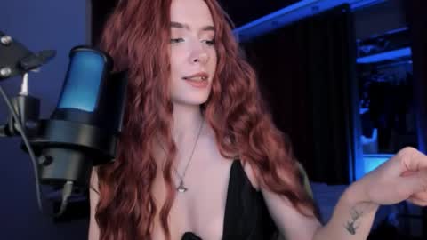 Snapshot of irisice chatting on 10, 9, 2025 Miss Iris Fansly Miss Iris new inst. online show from 10, 9, 2025