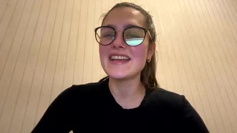 Snapshot of irisss31 chatting on 16, 1, 2025 irisss31 online show from 16, 1, 2025