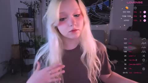 Snapshot of irma_bell chatting on 11, 11, 2025 Irma online show from 11, 11, 2025