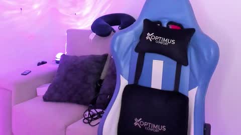 Iron online show from 3, 2, 2026