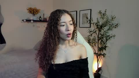 isa_____ online show from 5, 4, 2026